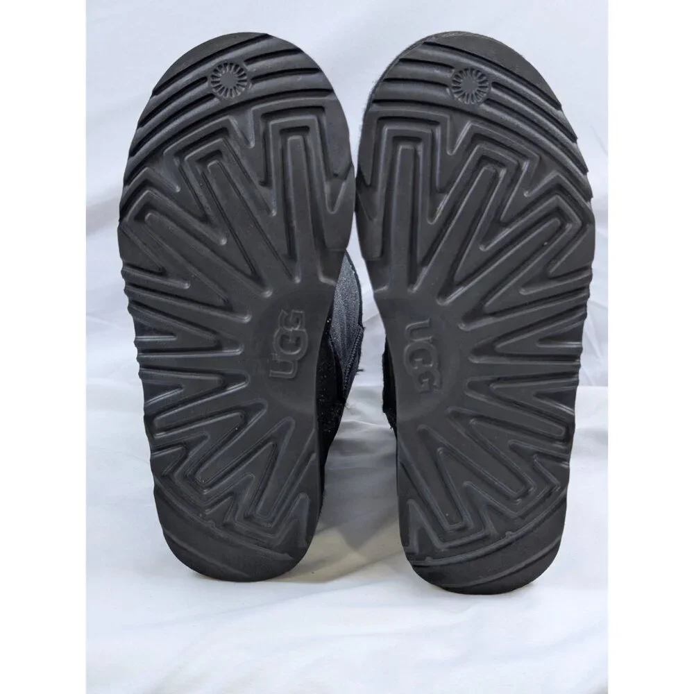 Ugg Boots Kids 6 Classic II Metallic Sparkle‎ Glitter Black Suede Shearling EUC